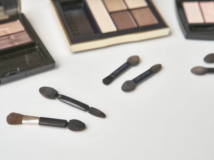 海綿棒不易讓顏色層疊和暈染。