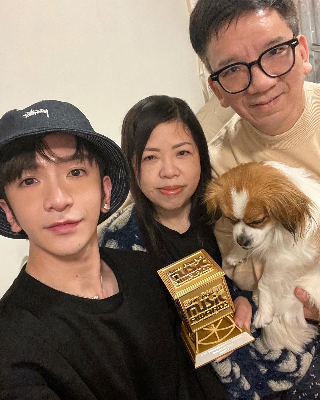 Anson Lo另一個低落期是愛犬Roxy突然離世