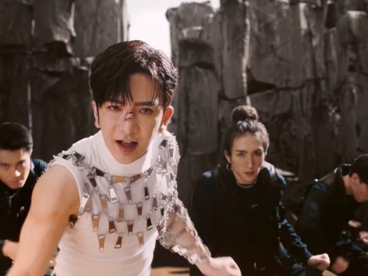阿Mo曾經亮相於於Anson Lo的《Megahit》。