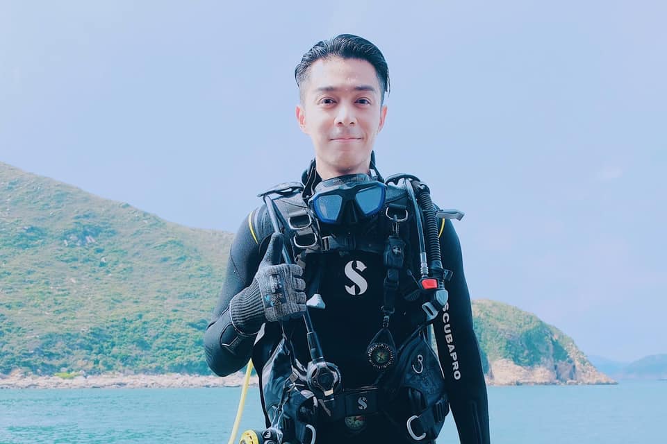「最受歡迎男歌星」周柏豪食白果。