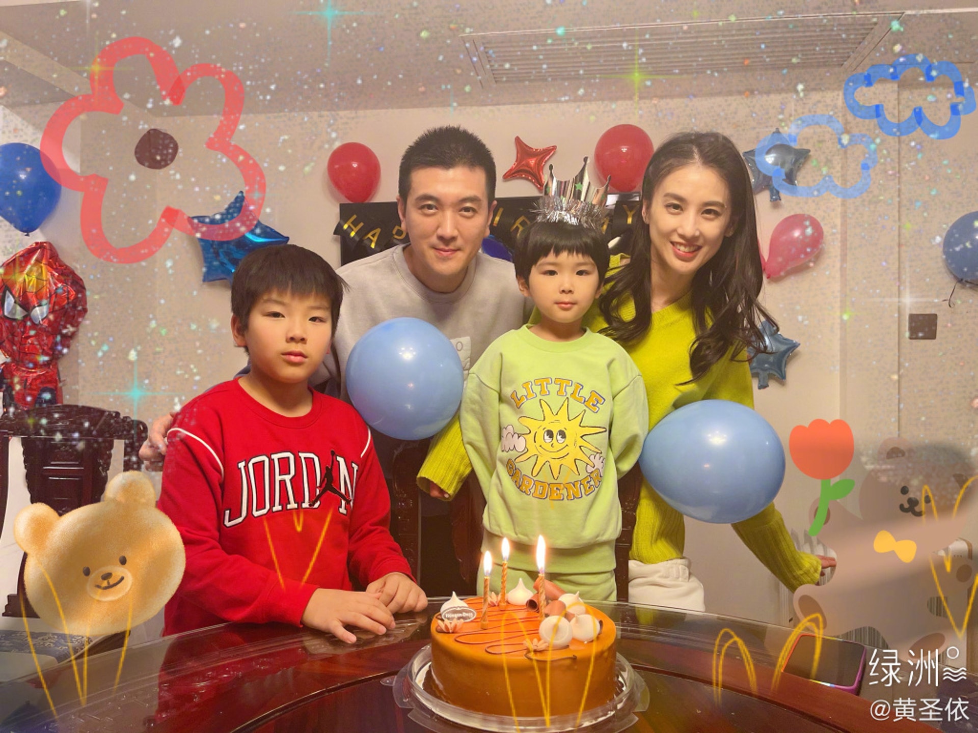 至於為何要隱婚,近年黃聖依才正面回應是為了保護揚子與前妻所生的孩子。