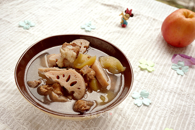 蓮藕蘋果排骨湯