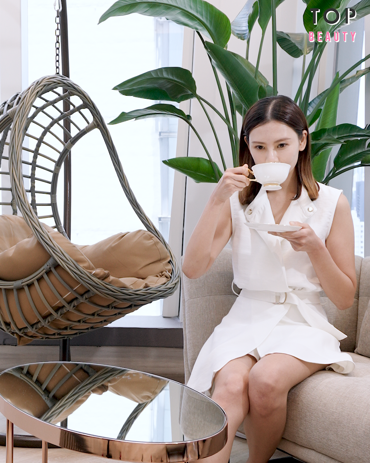 做療程前，當然要飲氫離子檸檬水，率先幫我養靚肌膚。