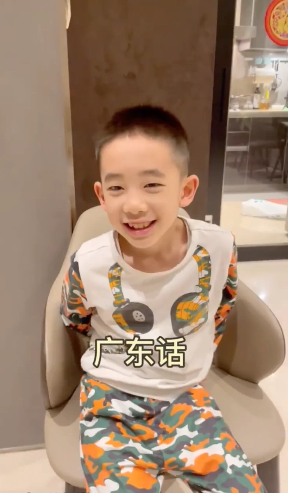 Jasper不諳廣東話