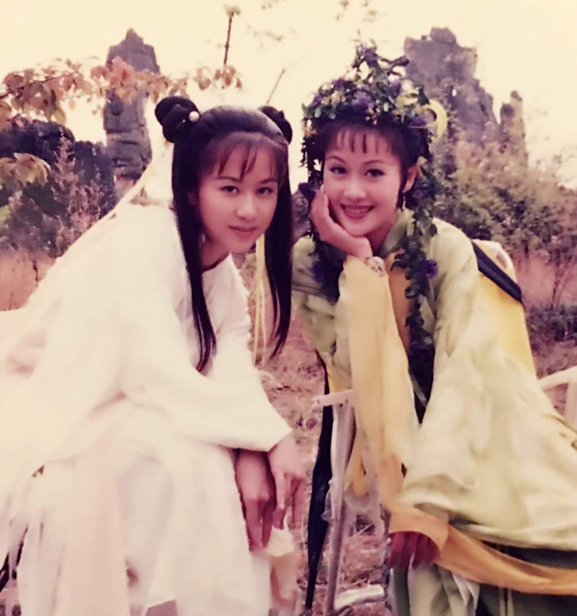 鄺文珣曾在《聊齋II》中飾演「秦吉鳥」。