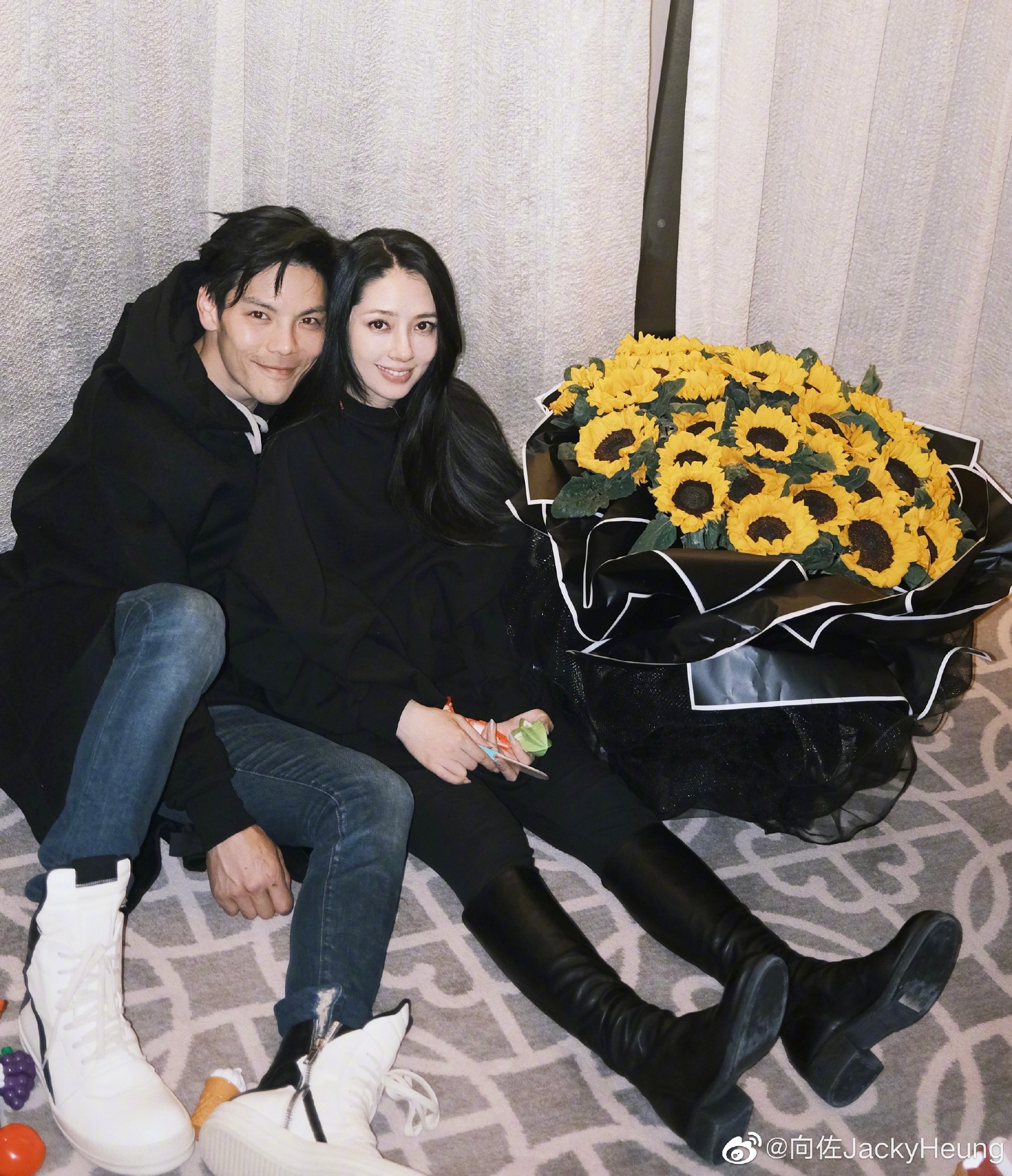 向佐與郭碧婷的甜蜜