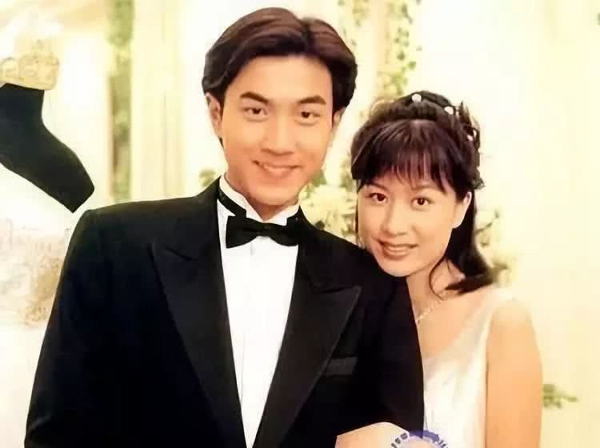 鄺文珣與劉愷威曾因合作拍攝《真相》擦出愛火花。