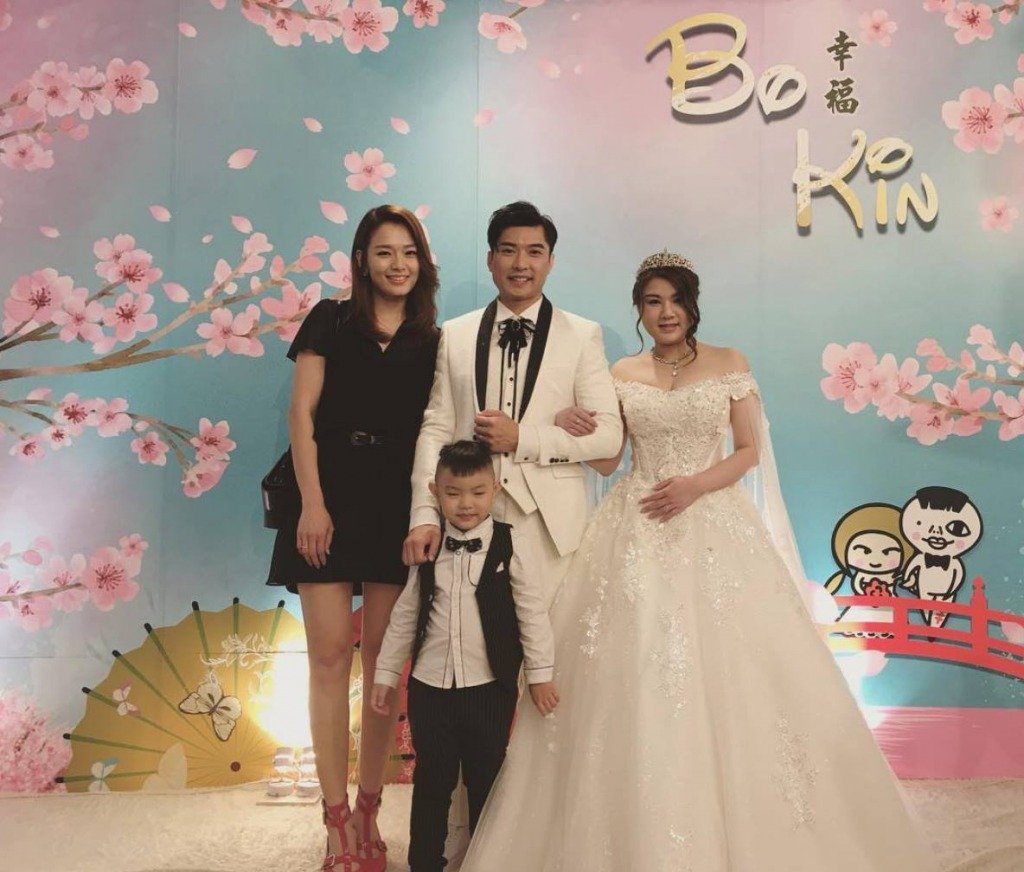 李偉健於2018年與圈外女友結束15年愛情長跑,步入婚姻殿堂。