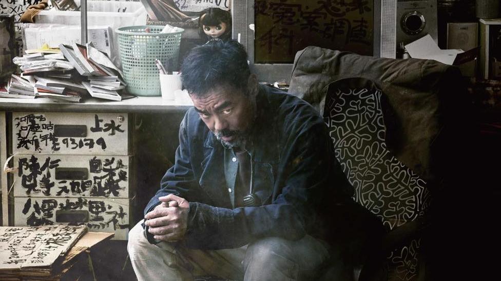 劉青雲在《神探大戰》中飾演患有精神病的角色。