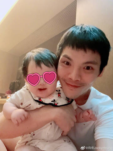 向佐平日的慈父樣子