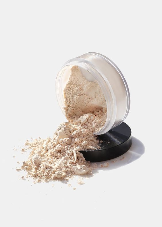 為大家整理出4個定妝粉的神奇用法