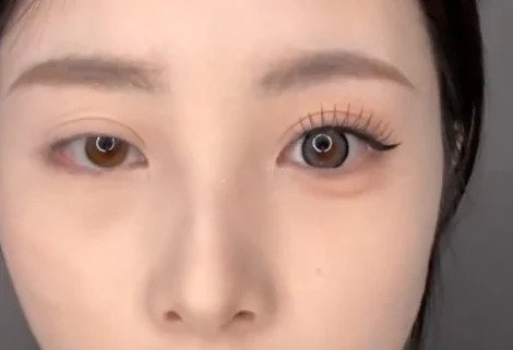 戴上假睫毛，雙眼瞬間變大。