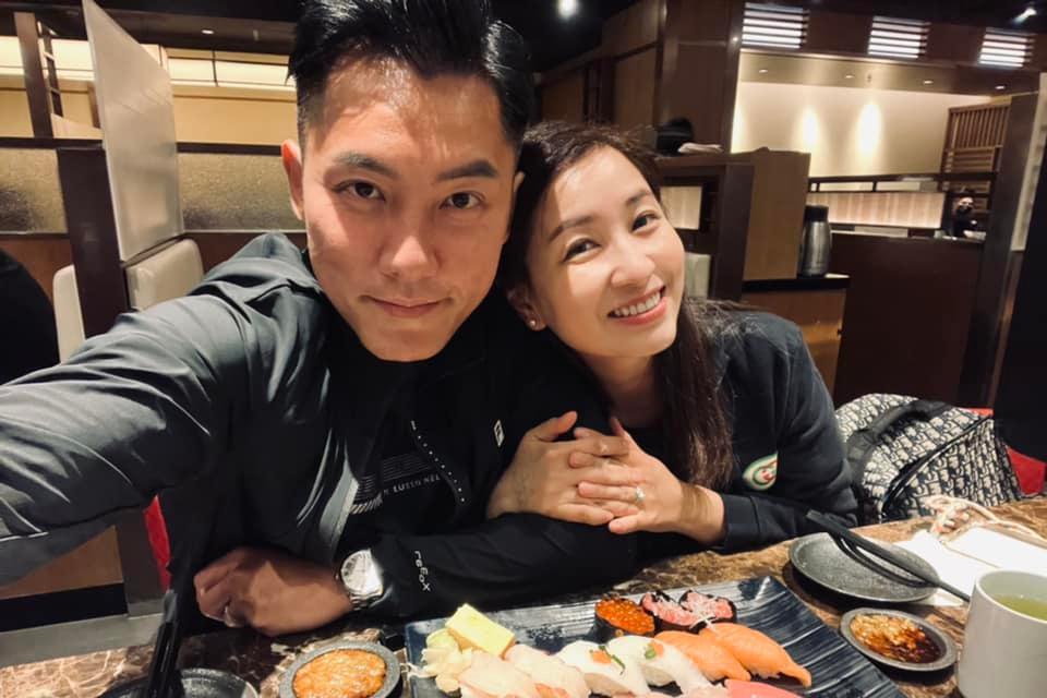 兩人結婚多年仍然好恩愛