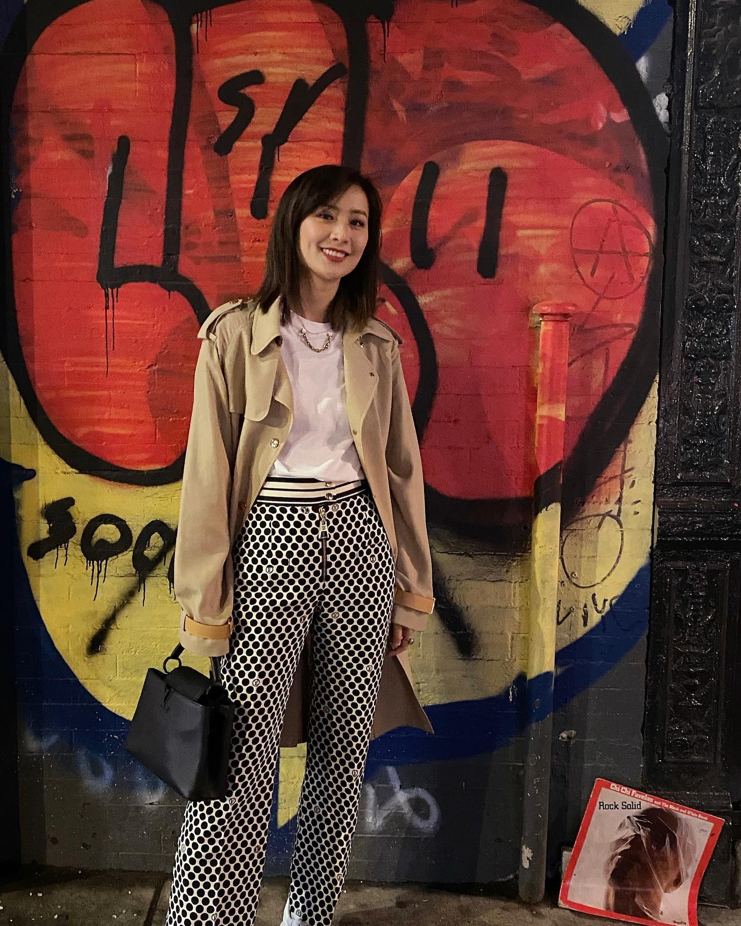 陳法拉嫁入豪門並沒有放棄工作。