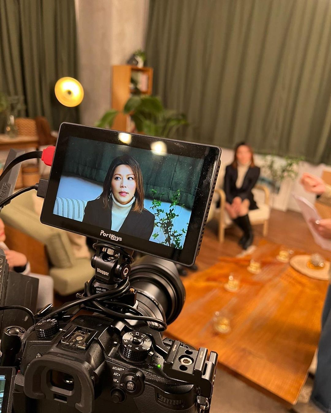 康子妮(Lily)作為事業型女性同時也要照顧及教育兩名囝囝