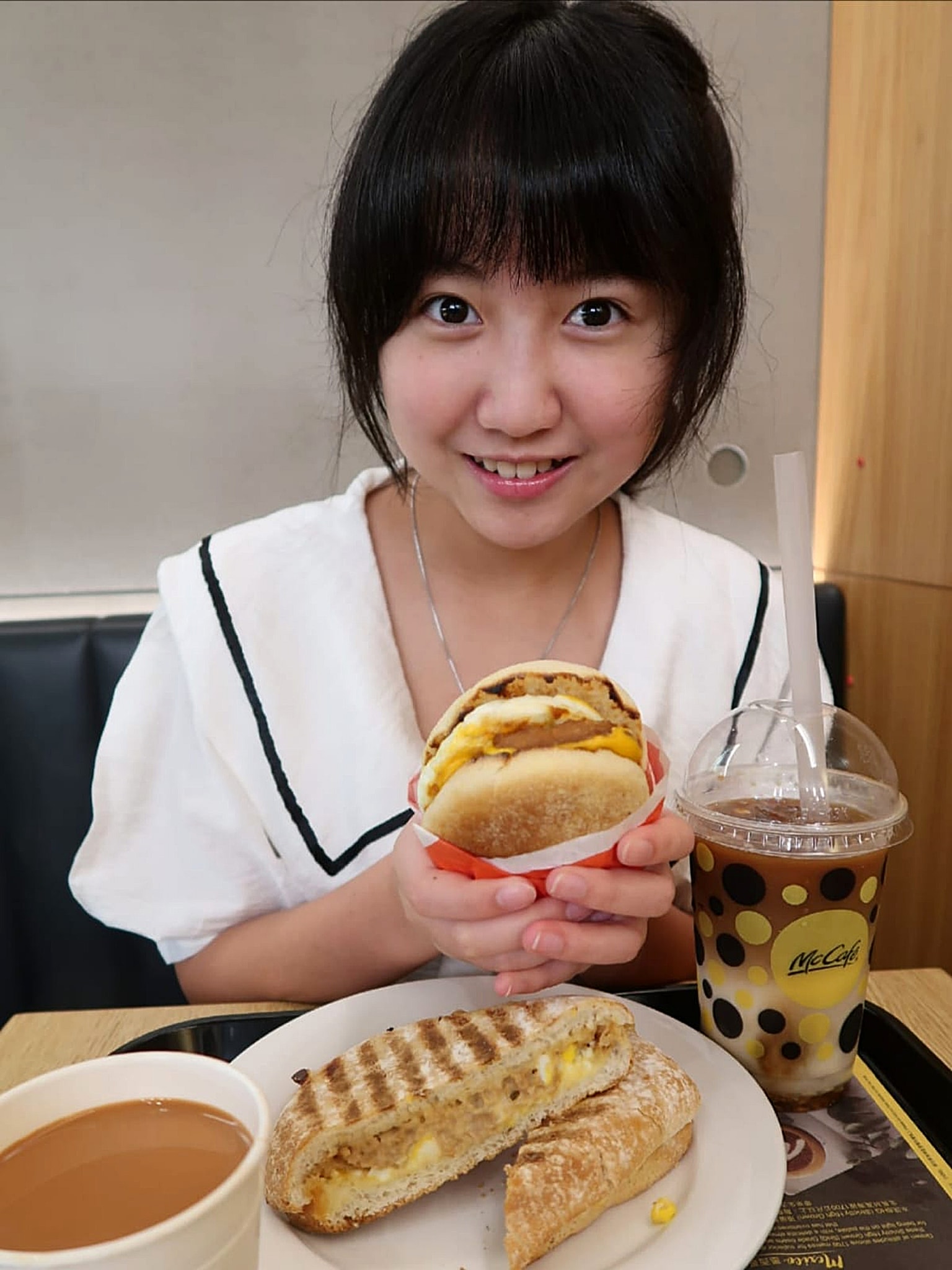 有人怒斥Celine媽媽當女兒搖錢樹