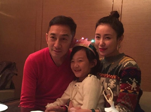 吳啟華難忍前妻石洋子揮霍提出離婚。