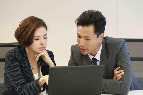 職場上最令人反感的,就是經常麻煩人。