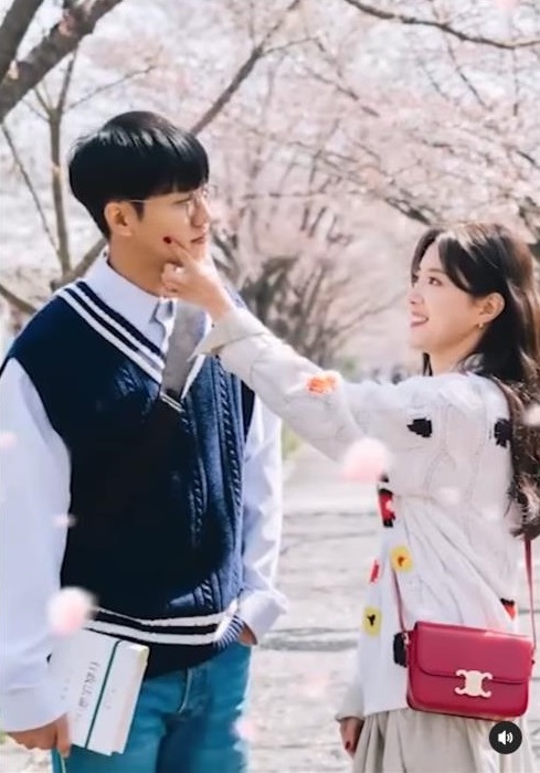 李昇基、李世榮繼《花遊記》後再合作。