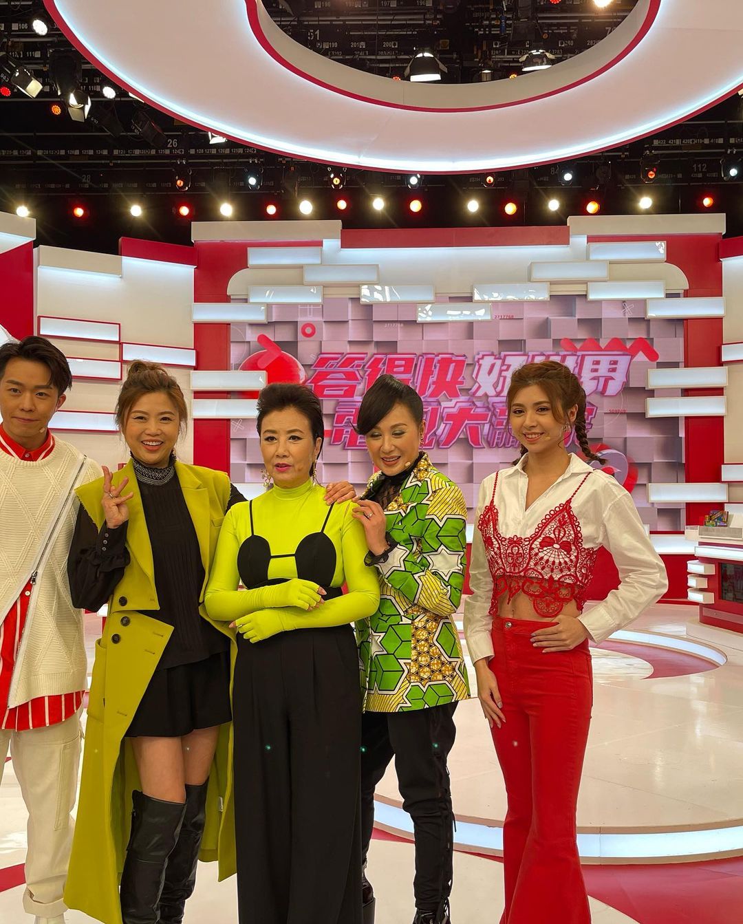 梅小惠真實狀態不像56歲