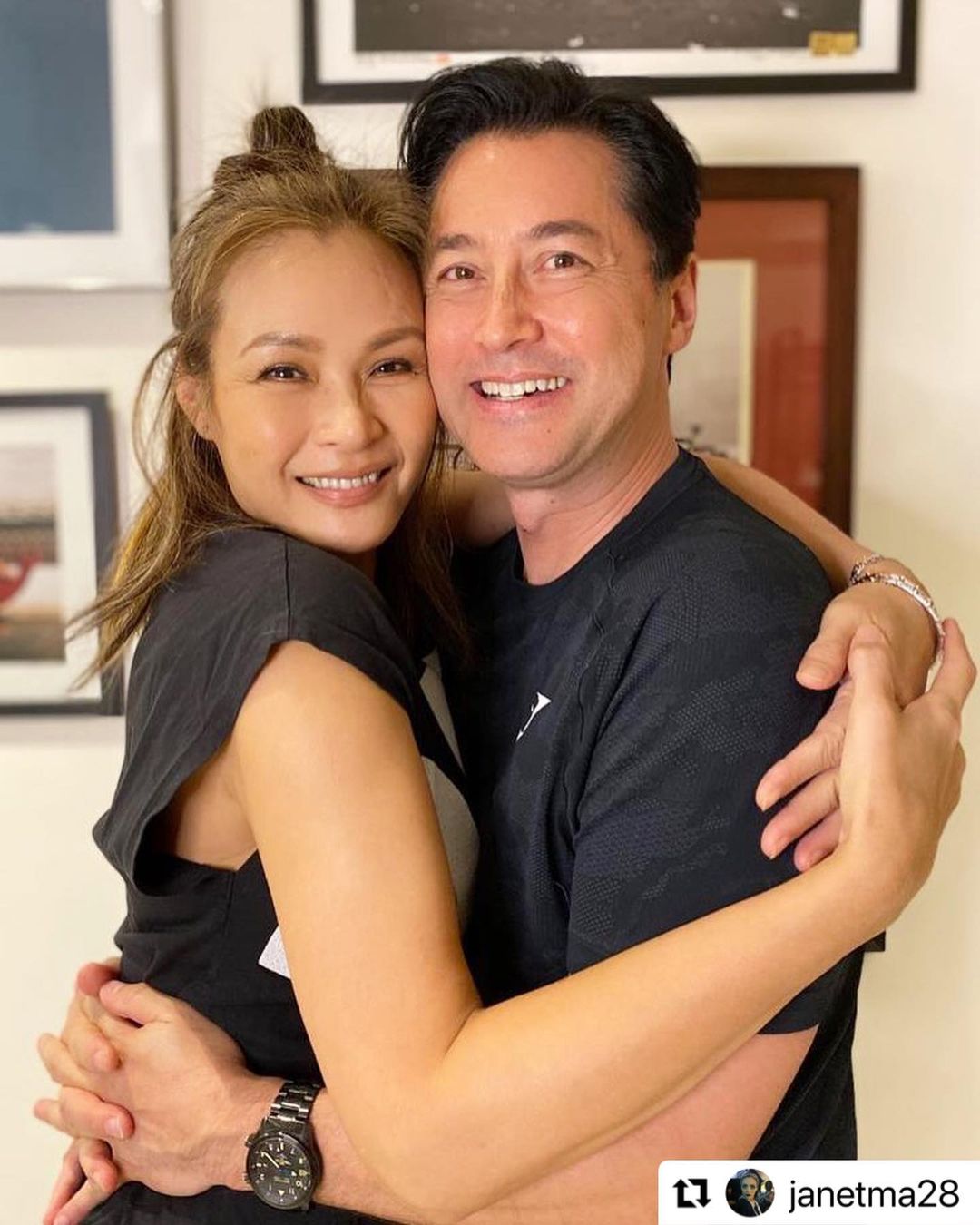 王敏德與老婆馬詩慧今年結婚30年