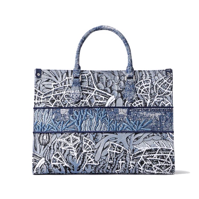 Fion Jayde Fish Jacquard with Woven Tote Bag HK$1,490