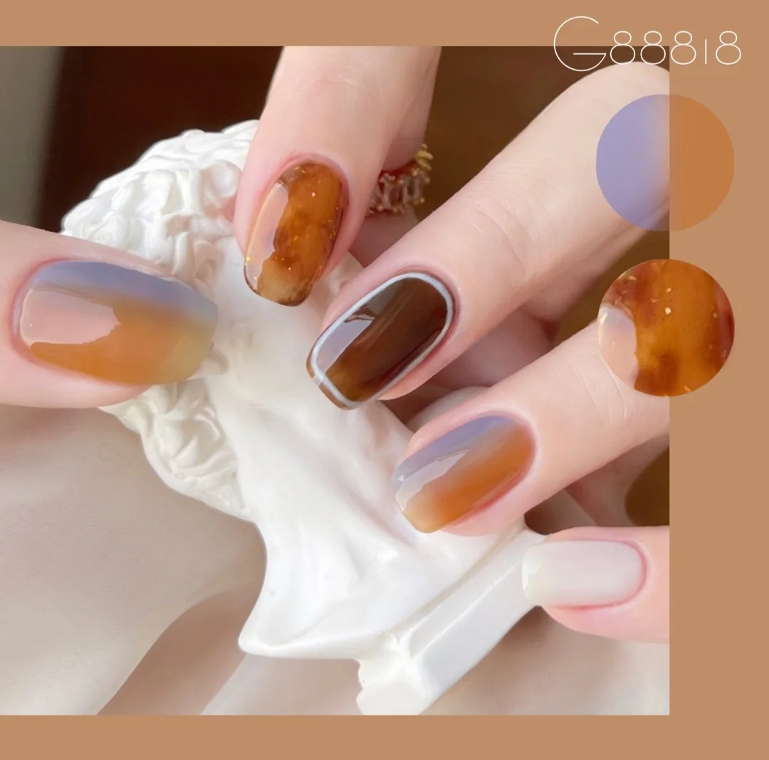 焦糖琥珀是以深棕色和淺棕色進行暈染而成。