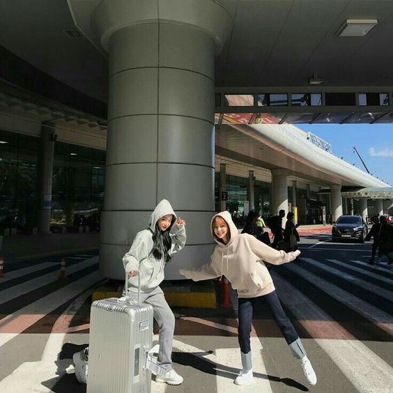 消費券適用於本地的實體及網上商戶。