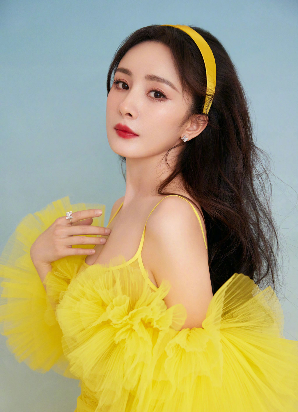 楊冪曾於2015年被指控婚內出軌李易峰。