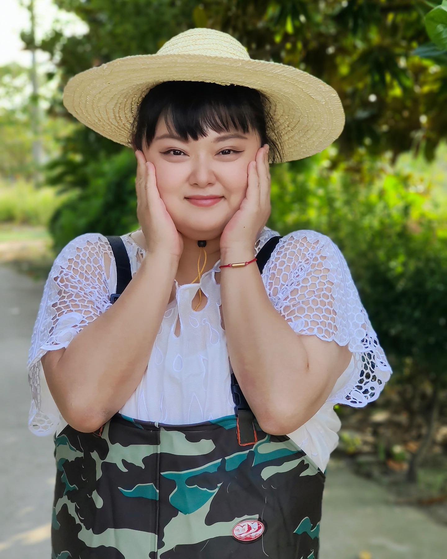 細細粒憑著肥胖可愛形象成功入屋。