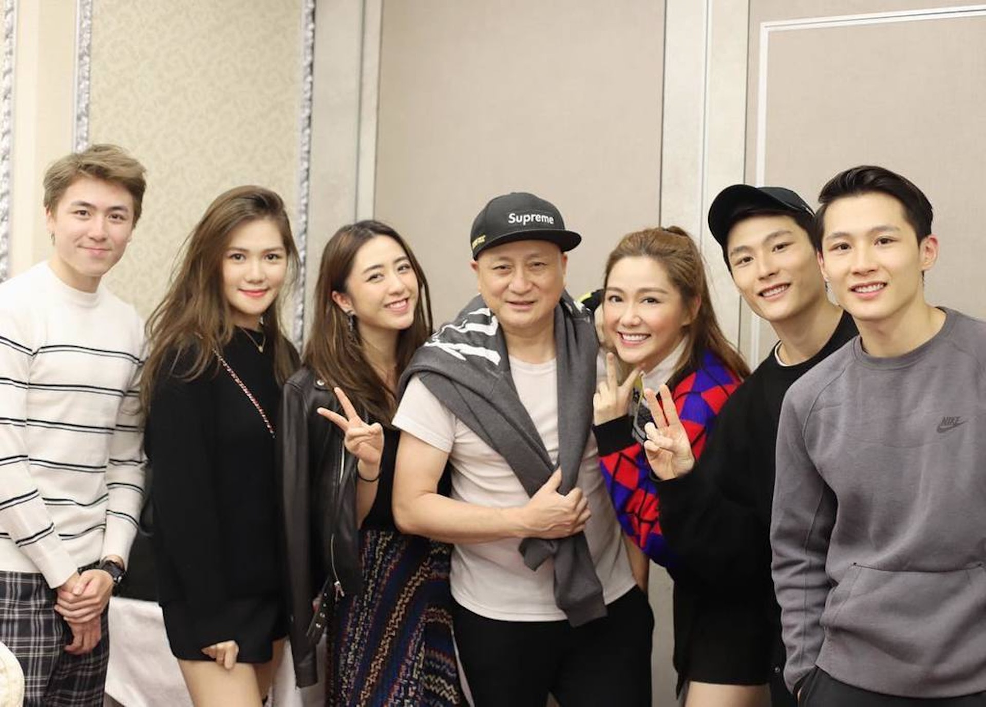 湯家基因強大每一位都是靚仔靚女