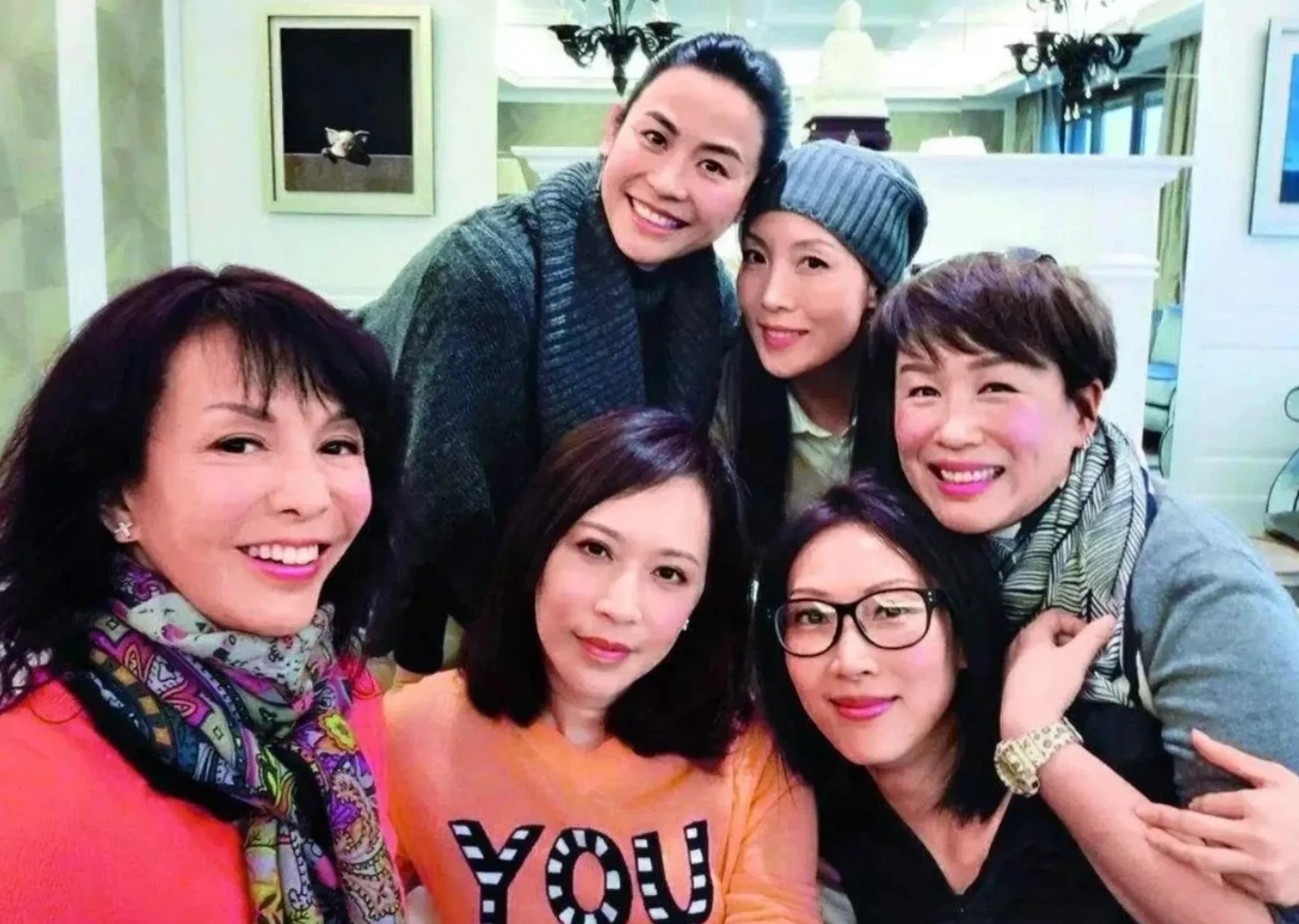 劉曉彤多年後與宣萱終於關係破冰做番老友,二人不時出席姐妹的聚會。