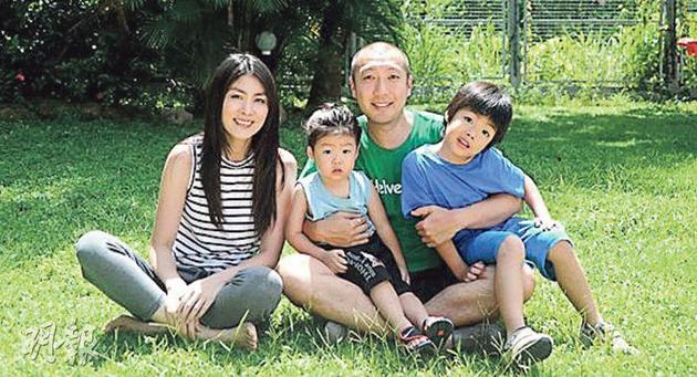 零緋聞感情專一與老公如膠似漆