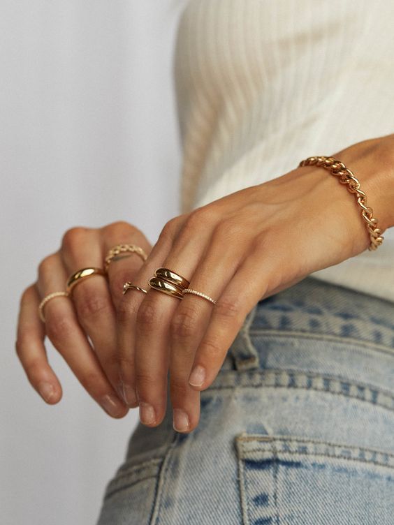 18K金珠寶首飾硬度和可塑性更高