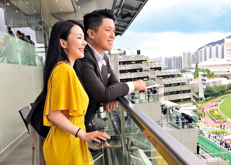 JW王灝兒與卓悅太子爺葉韋彤出入馬場