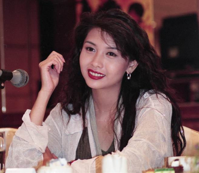 金牛座女星代表：邱淑貞