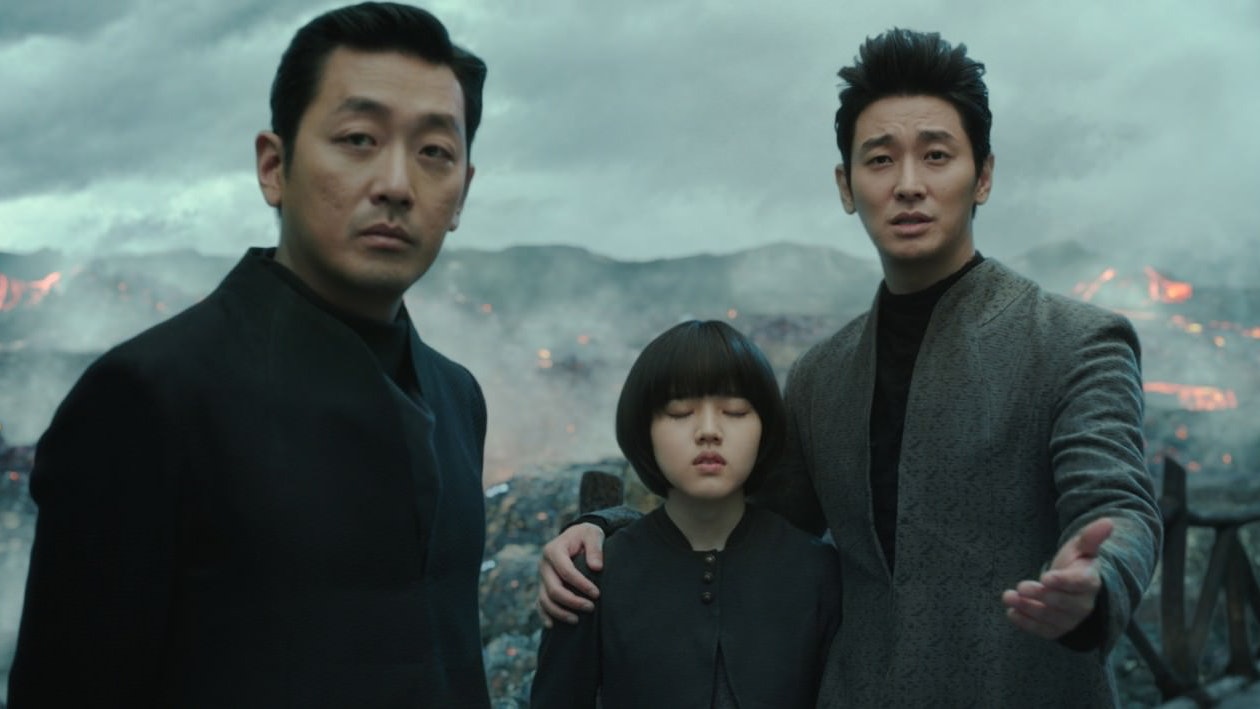 《與神同行》以河正宇、金香起和朱智勛等人為主軸。