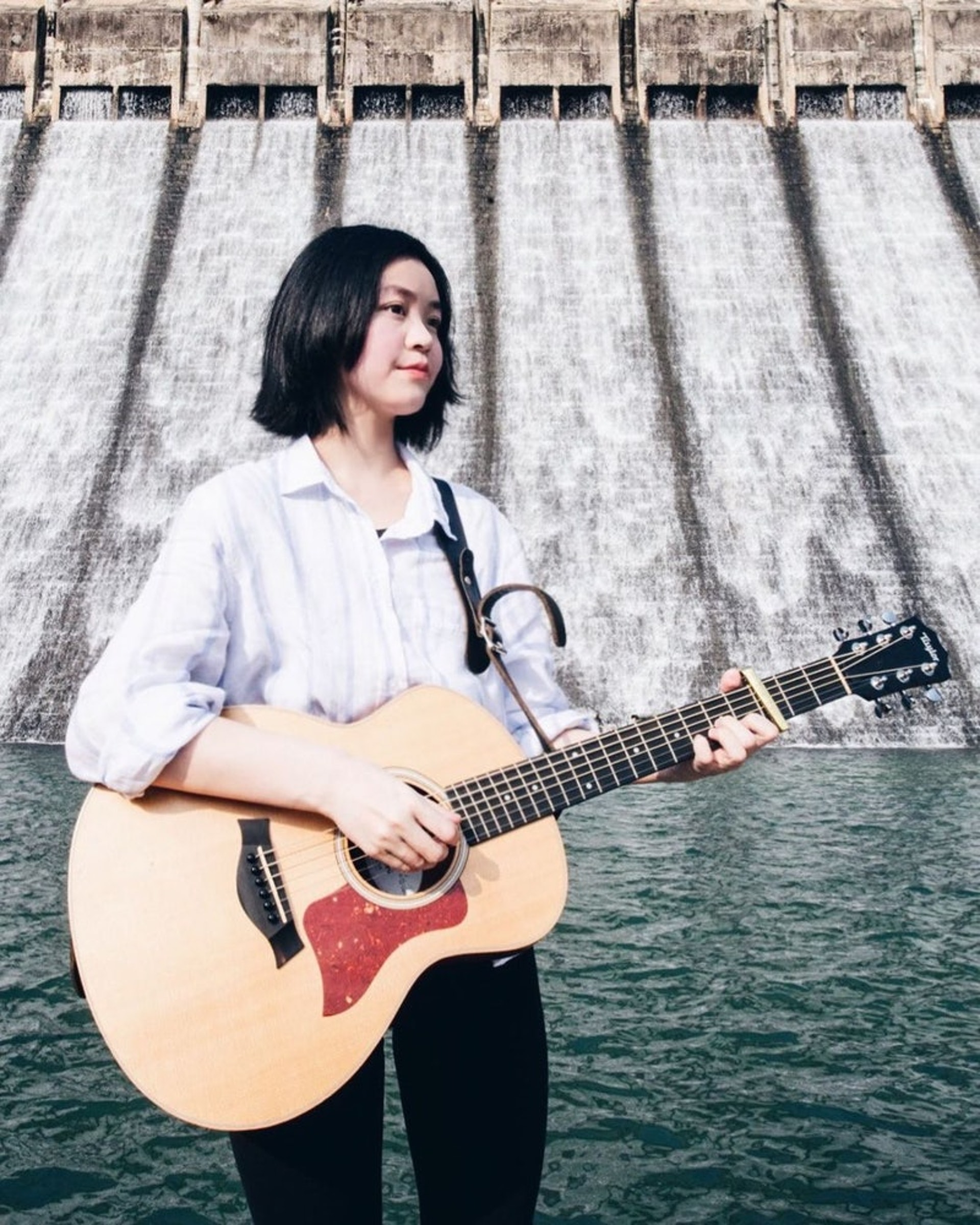 劉鑾雄與舊愛呂麗君的女兒劉秀盈多才多藝。