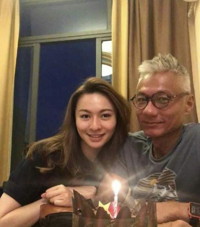 林俊賢曾憶述當年沒有跟前妻爭女兒撫養權，因為自己心態未長大，無想過要怎做。