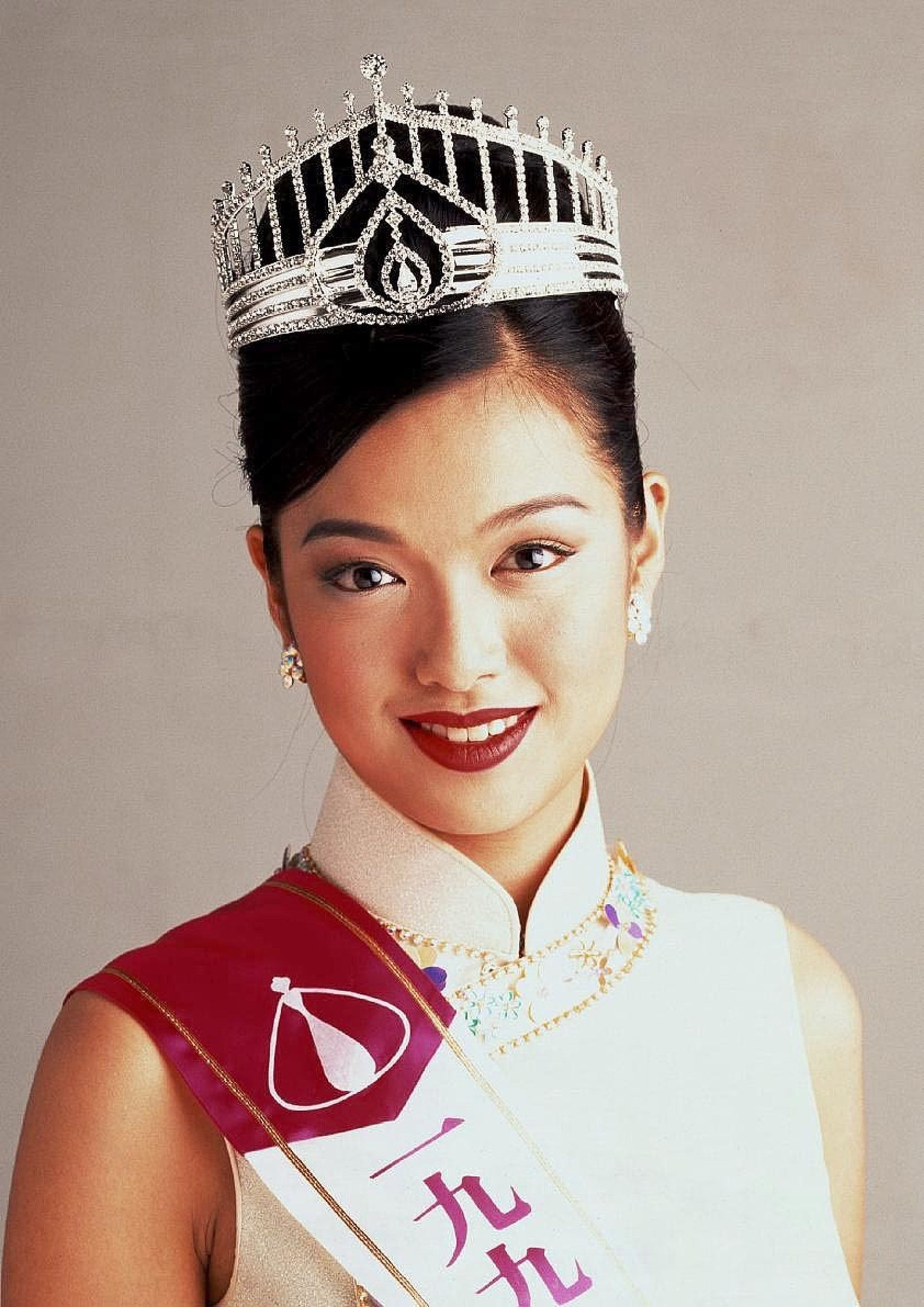 44歲李珊珊1996年香港小姐冠軍入行