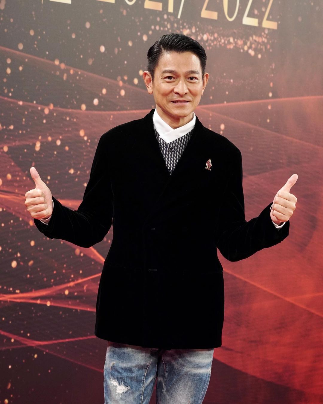 娛樂圈藝人的典範