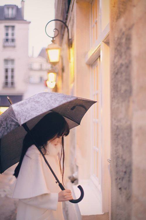 應該如何走出情傷?