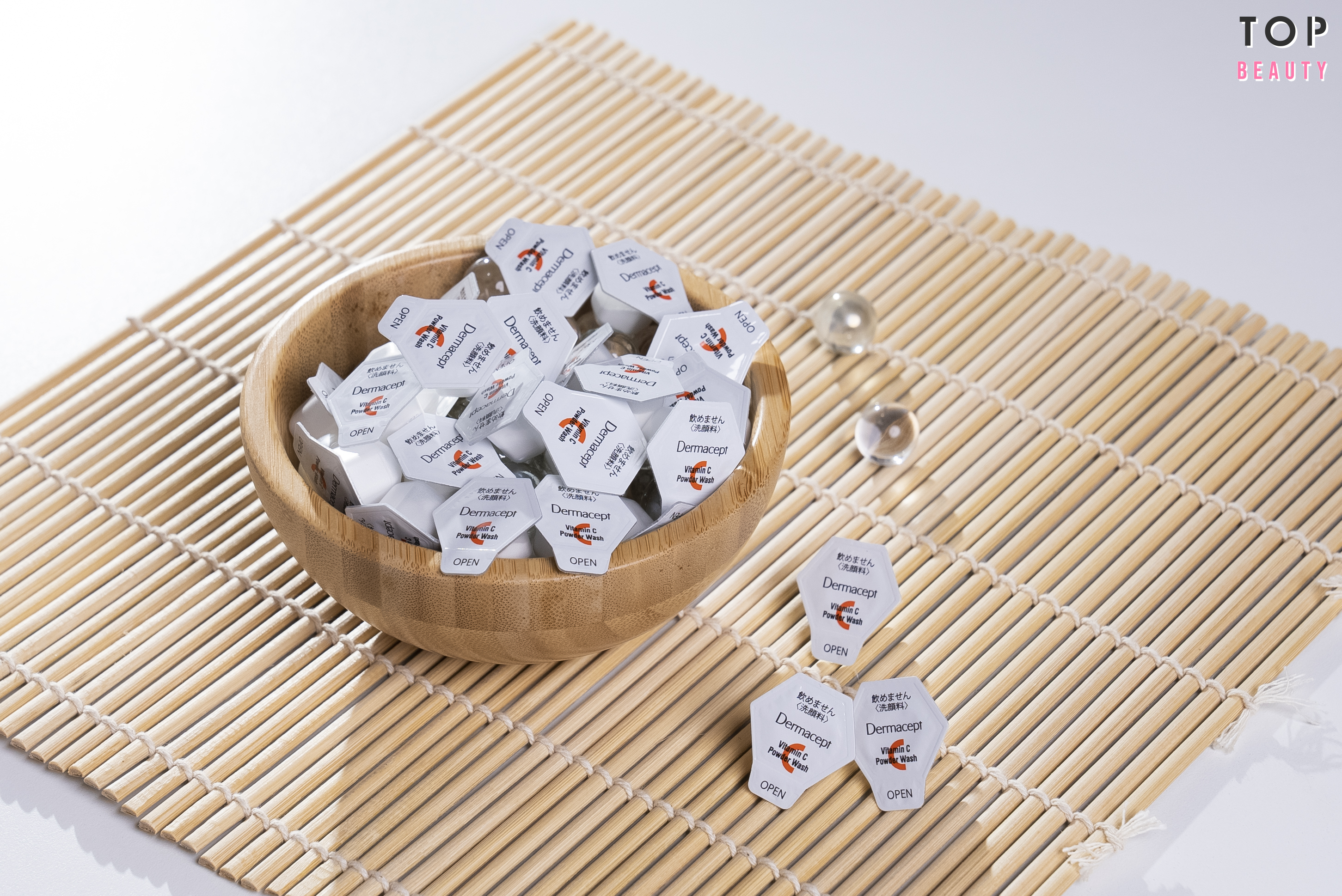 Dermacept 維他命C酵素洗顏粉 $210