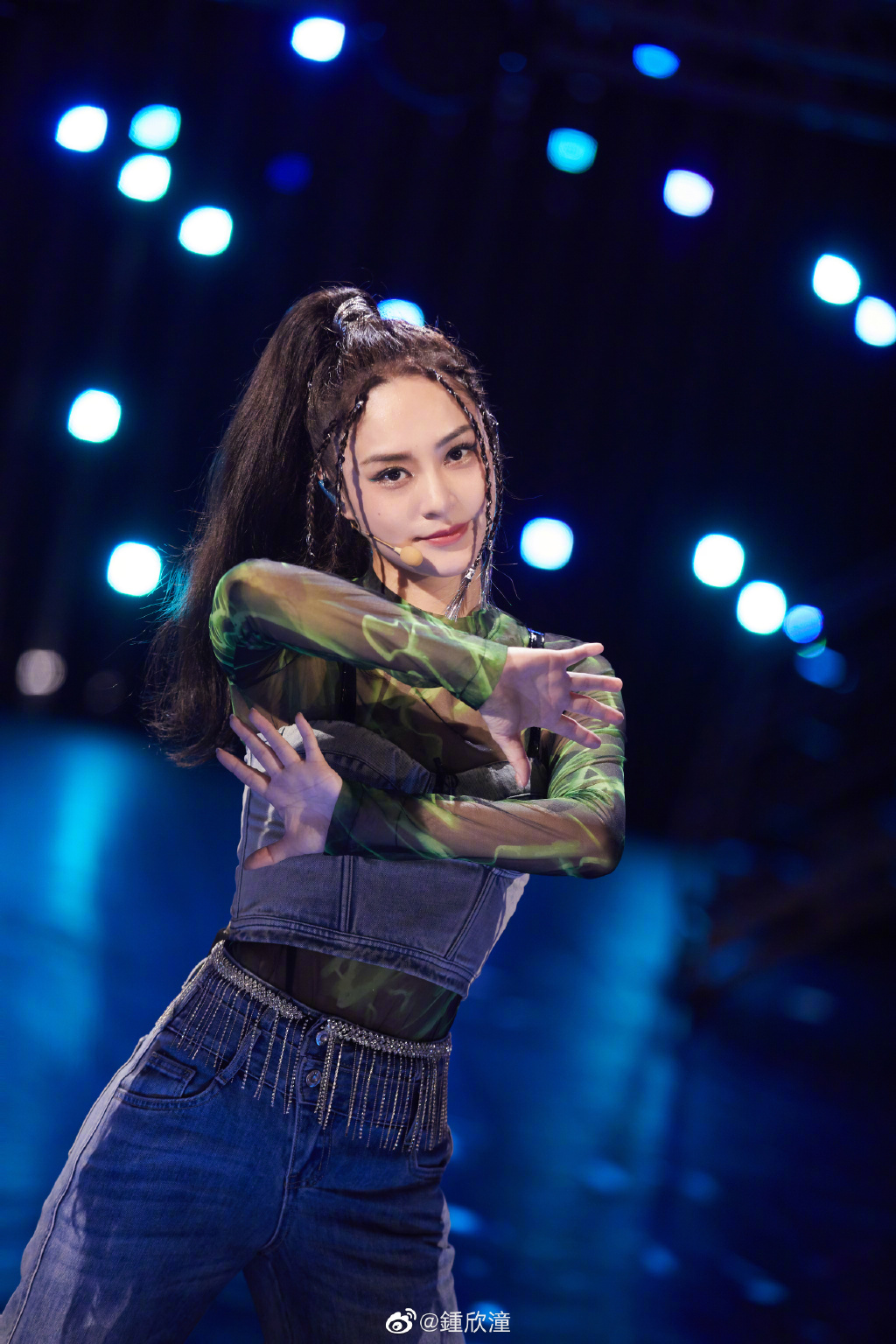 阿嬌為了減肥而參加《乘風破浪的姐姐3》。