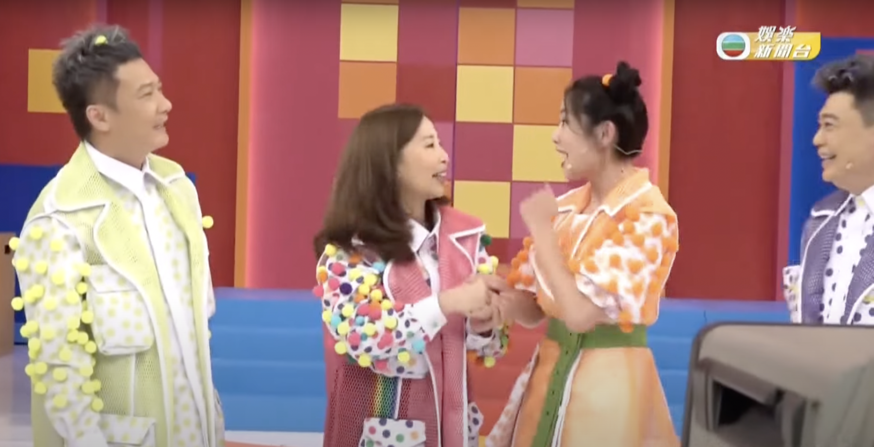 節目組安排昔日獎老之一的蘭茜頂替其位置