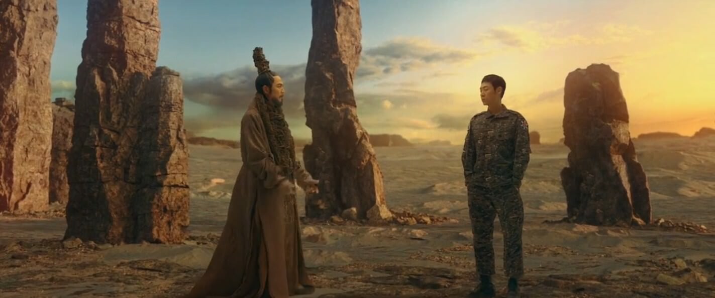 金秀鴻(金東旭 飾)對轉世顯得有點遲疑,閻羅王(李政宰 飾)來到他面前,問他要不要與他一同工作。