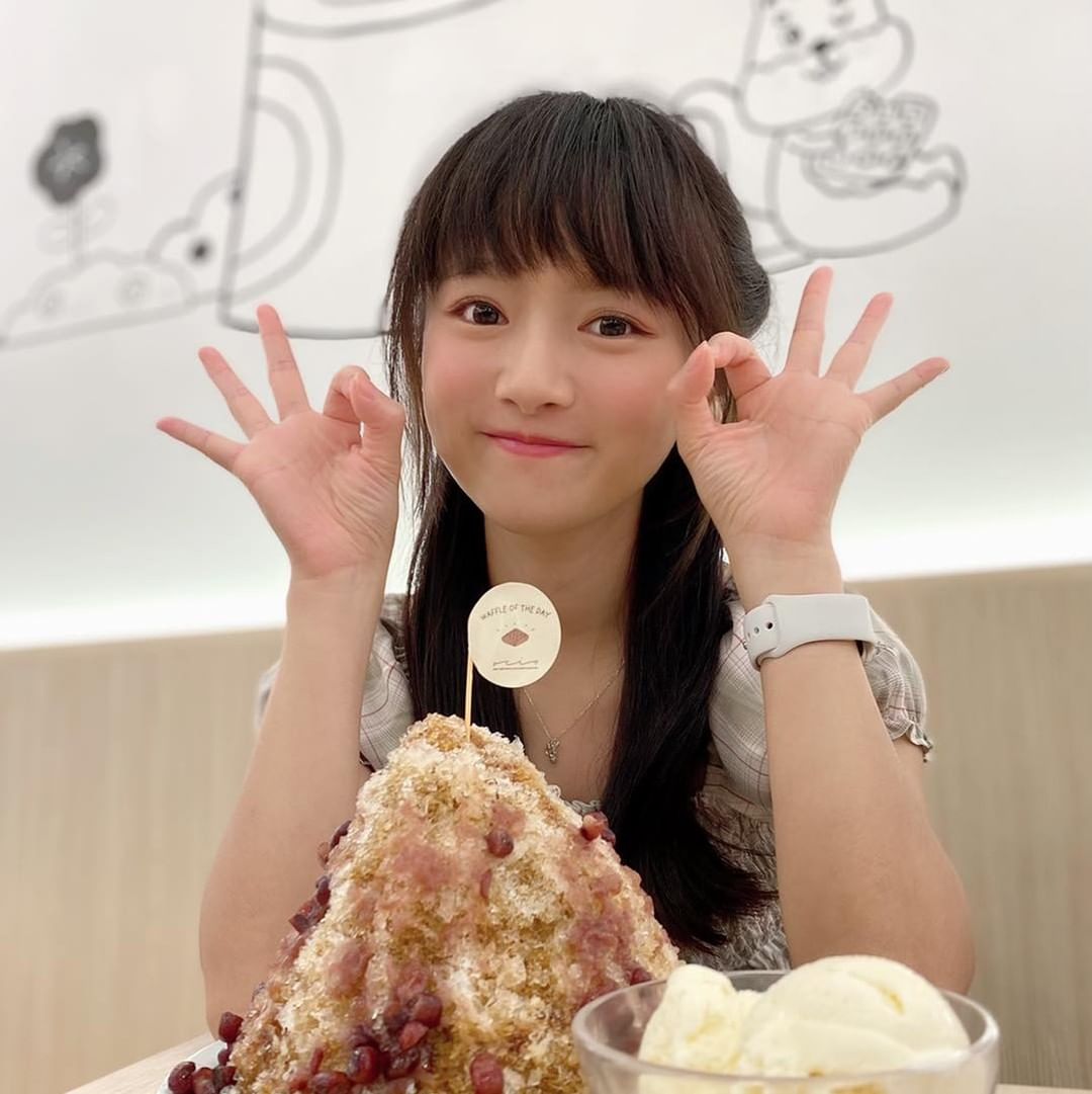 入行短短3年的羅毓儀天生童顏