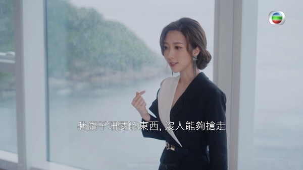 何依婷被指演得太用力。