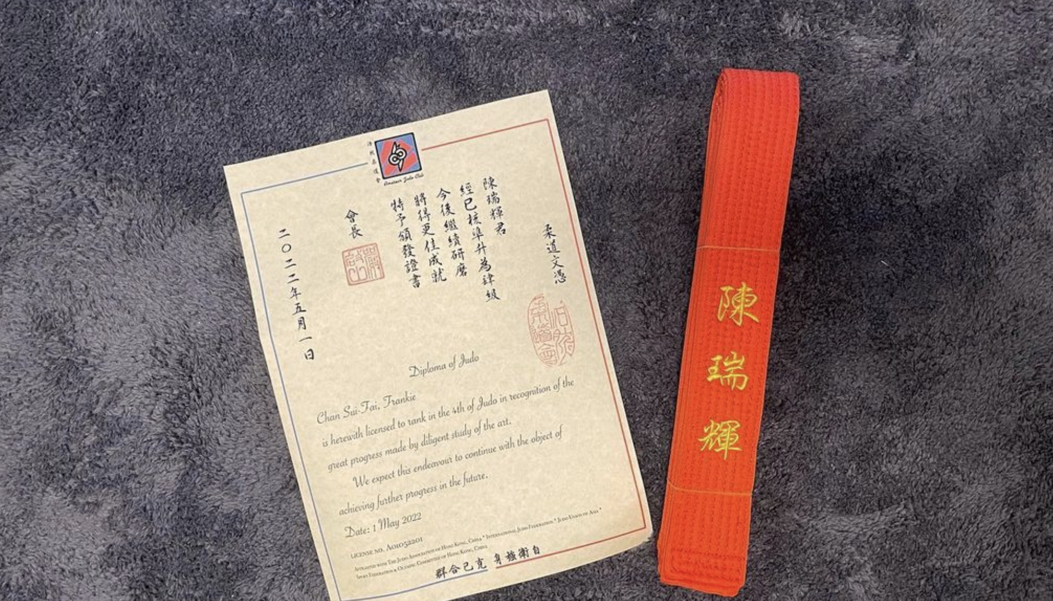 Frankie在社交平台分享拍劇感受。