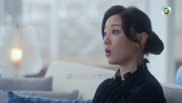 不少網民大讚朱晨麗搶晒戲。